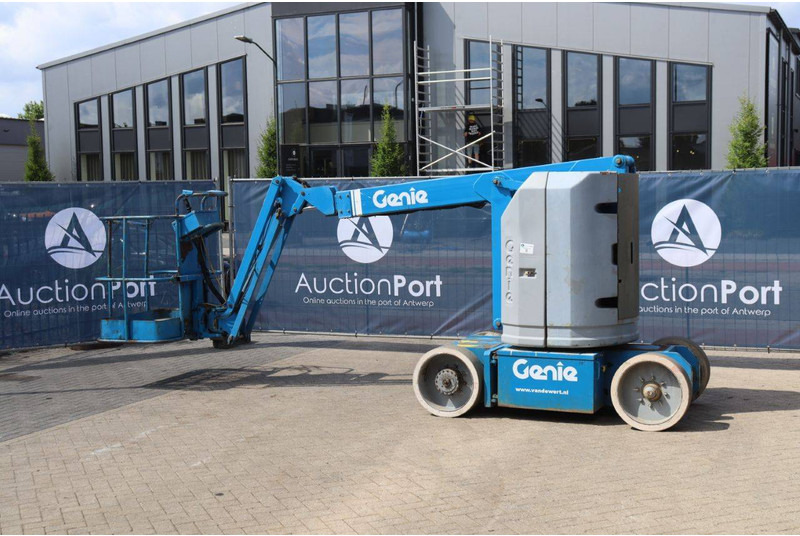 Genie Z-30-N - Knikarmhoogwerker: afbeelding 3 Genie Z-30-N - Knikarmhoogwerker: afbeelding 3