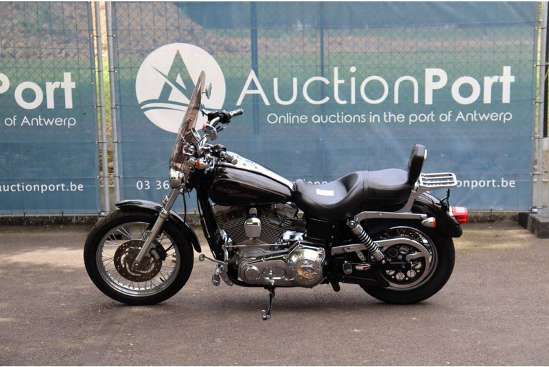 Harley-Davidson Dyna Super Glide Custom - Motorfiets: afbeelding 2 Harley-Davidson Dyna Super Glide Custom - Motorfiets: afbeelding 2