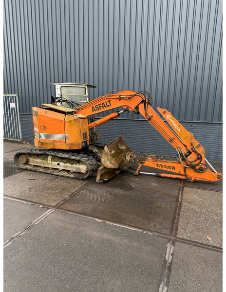 Hitachi EX50URG - Rupsgraafmachine: afbeelding 1 Hitachi EX50URG - Rupsgraafmachine: afbeelding 1