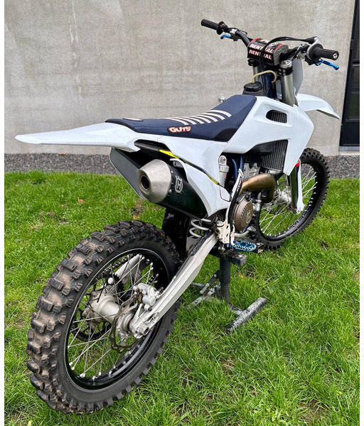 Husqvarna 250 F - Motorfiets: afbeelding 3 Husqvarna 250 F - Motorfiets: afbeelding 3