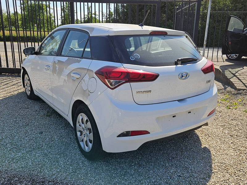 Hyundai i20 (II) 1.2 - Sedan: afbeelding 5 Hyundai i20 (II) 1.2 - Sedan: afbeelding 5
