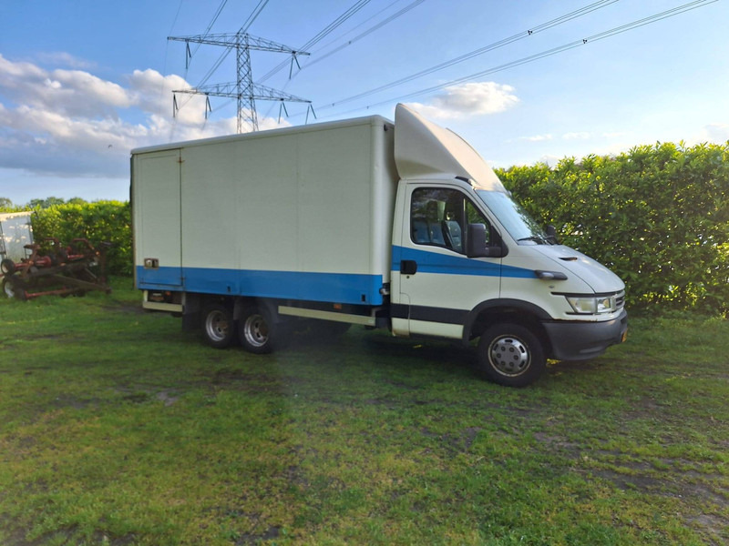 Iveco 40C - Bestelwagen gesloten laadbak: afbeelding 5 Iveco 40C - Bestelwagen gesloten laadbak: afbeelding 5