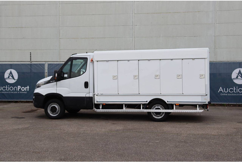 Iveco Daily 35S12 - Bestelwagen gesloten laadbak: afbeelding 1 Iveco Daily 35S12 - Bestelwagen gesloten laadbak: afbeelding 1