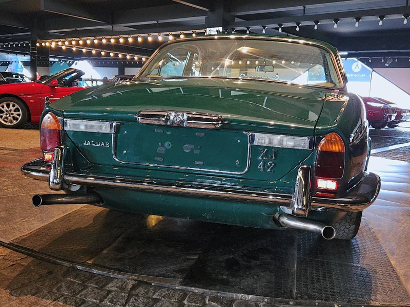Jaguar XJ (series II) 4.2 Automatic - Sedan: afbeelding 5 Jaguar XJ (series II) 4.2 Automatic - Sedan: afbeelding 5