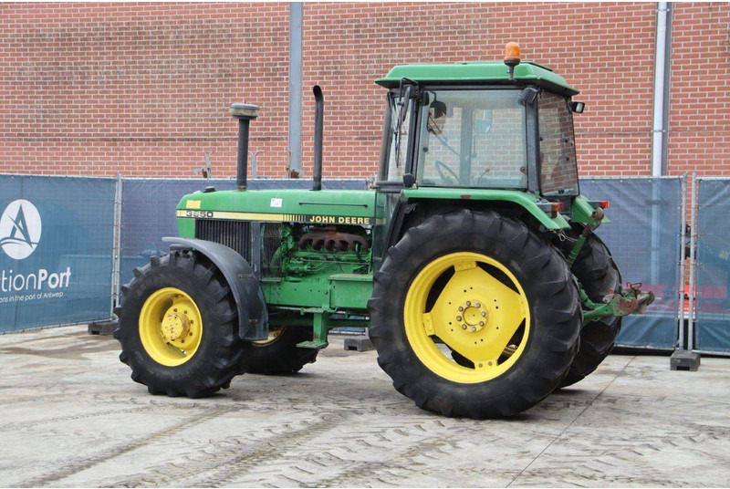 John Deere 3650 - Tractor: afbeelding 3 John Deere 3650 - Tractor: afbeelding 3