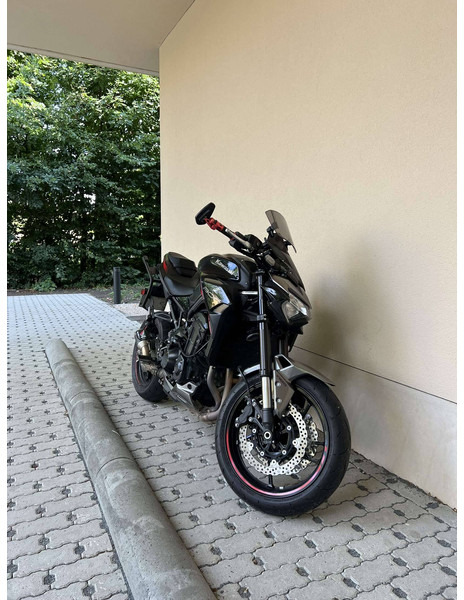 Kawasaki Z900 - Motorfiets: afbeelding 2 Kawasaki Z900 - Motorfiets: afbeelding 2
