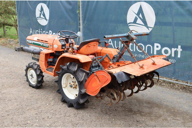Kubota B1402 - Tractor: afbeelding 3 Kubota B1402 - Tractor: afbeelding 3
