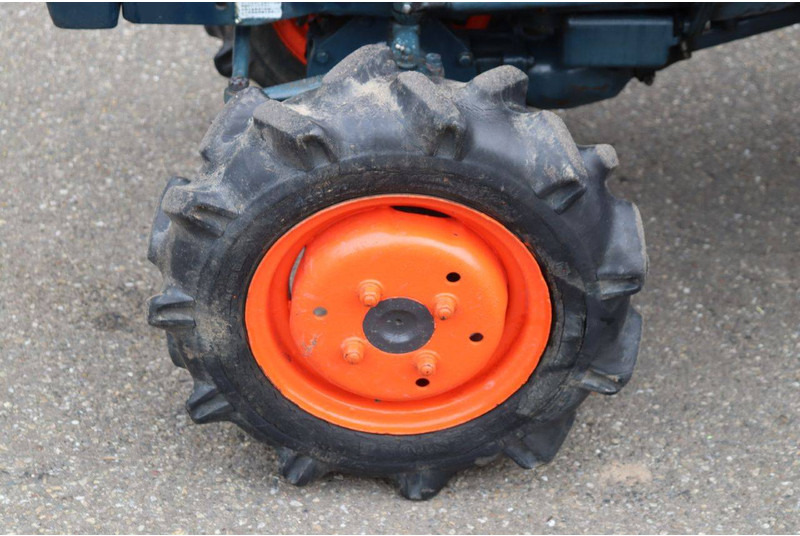 Tractor Kubota B5001: afbeelding 16