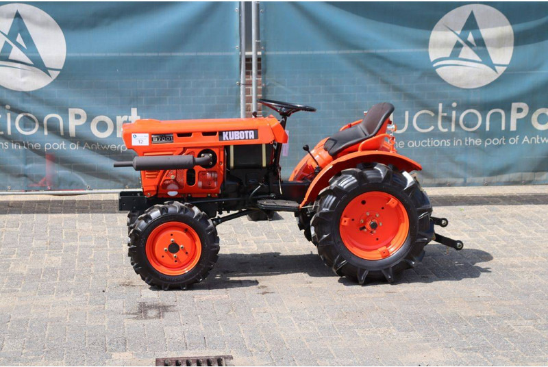 Kubota B7001 - Tractor: afbeelding 1 Kubota B7001 - Tractor: afbeelding 1