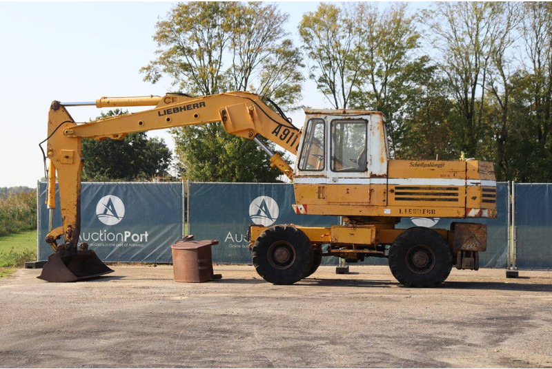 Liebherr A911C - Mobiele graafmachine: afbeelding 3 Liebherr A911C - Mobiele graafmachine: afbeelding 3