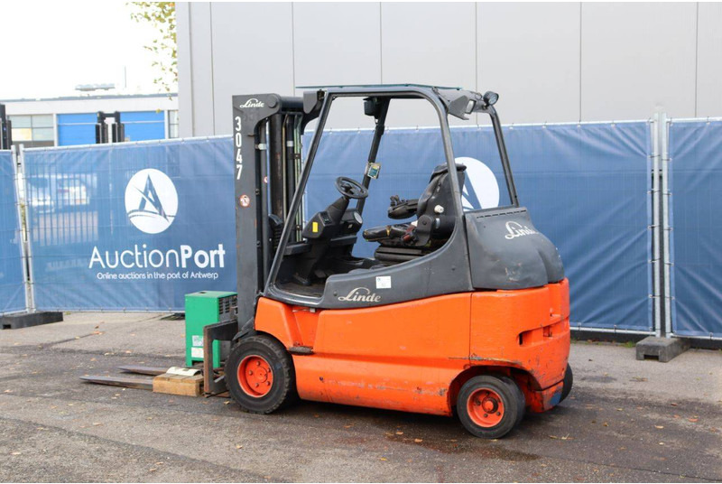Linde E30/03/600 - Elektrische heftruck: afbeelding 3 Linde E30/03/600 - Elektrische heftruck: afbeelding 3