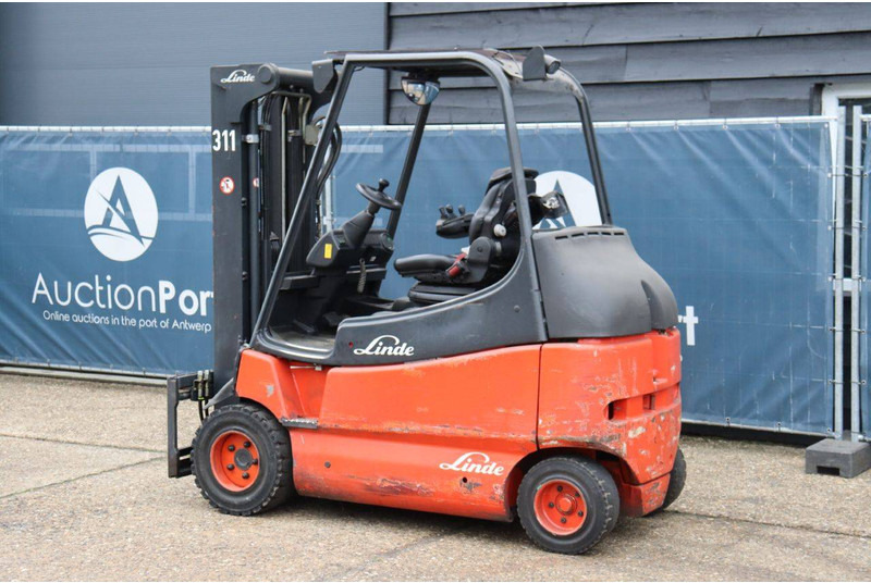 Linde E30/03/600 - Elektrische heftruck: afbeelding 3 Linde E30/03/600 - Elektrische heftruck: afbeelding 3