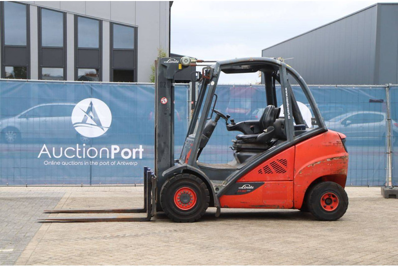 Linde H30D-02 - Diesel heftruck: afbeelding 1 Linde H30D-02 - Diesel heftruck: afbeelding 1