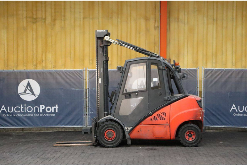 Linde H30D-02 - Diesel heftruck: afbeelding 2 Linde H30D-02 - Diesel heftruck: afbeelding 2