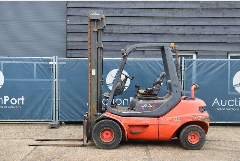 Linde H30D-03 - Diesel heftruck: afbeelding 2 Linde H30D-03 - Diesel heftruck: afbeelding 2