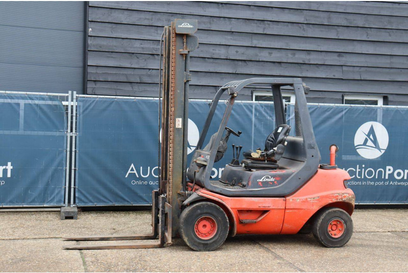 Linde H30D-03 - Diesel heftruck: afbeelding 1 Linde H30D-03 - Diesel heftruck: afbeelding 1