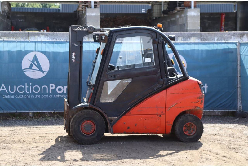 Linde H30D - Diesel heftruck: afbeelding 1 Linde H30D - Diesel heftruck: afbeelding 1