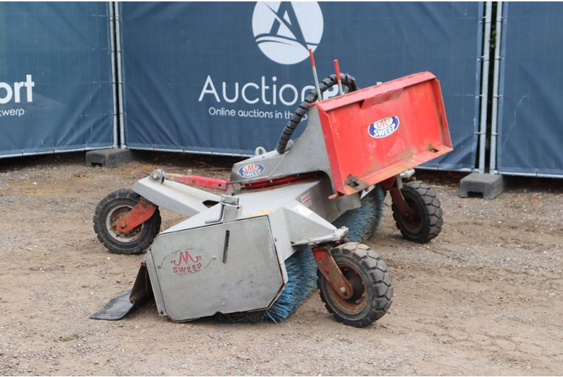 M-SWEEP - Veegwagen: afbeelding 3 M-SWEEP - Veegwagen: afbeelding 3