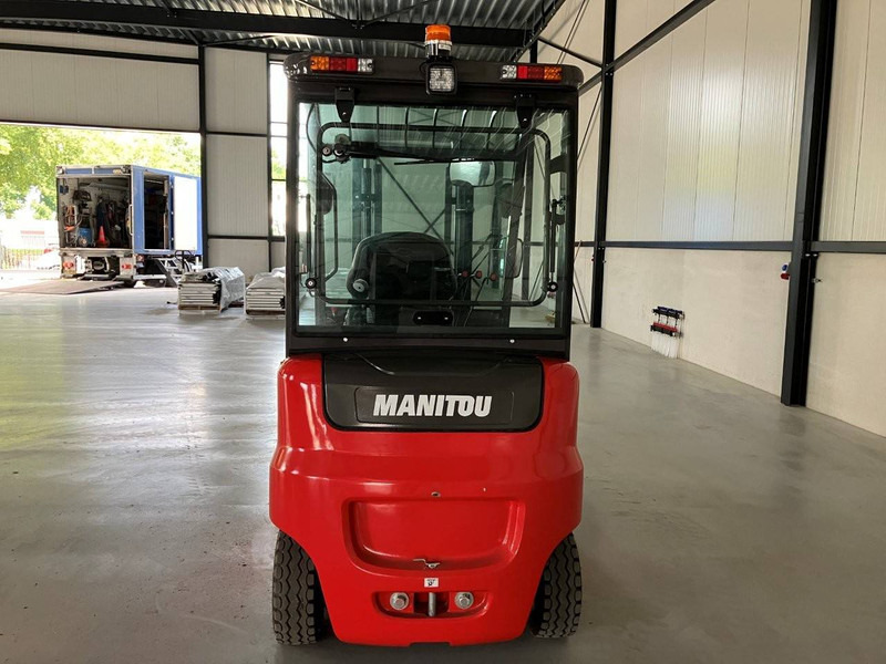 Manitou ME 425C 8 V - Elektrische heftruck: afbeelding 4 Manitou ME 425C 8 V - Elektrische heftruck: afbeelding 4