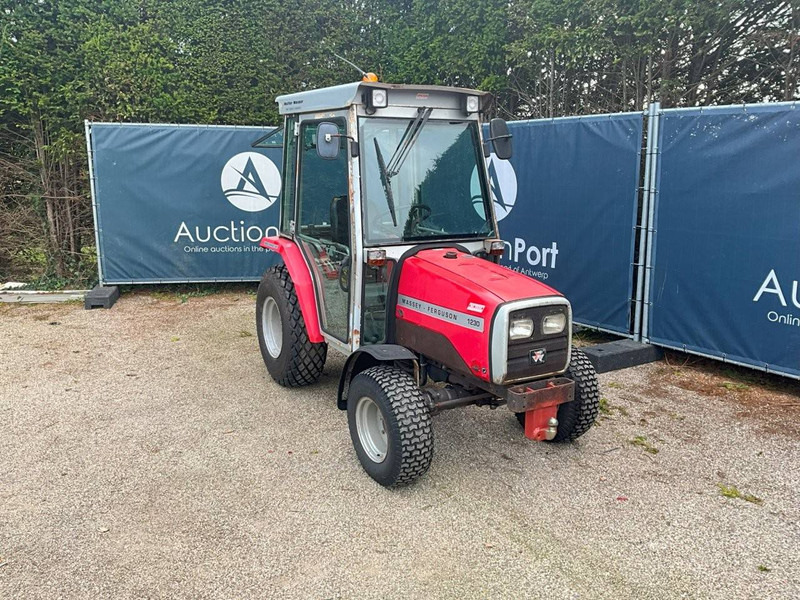 Massey Ferguson 1230 - Tractor: afbeelding 1 Massey Ferguson 1230 - Tractor: afbeelding 1