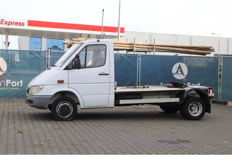 Mercedes-Benz 416 CDI 904.6 - Chassis vrachtwagen: afbeelding 1 Mercedes-Benz 416 CDI 904.6 - Chassis vrachtwagen: afbeelding 1