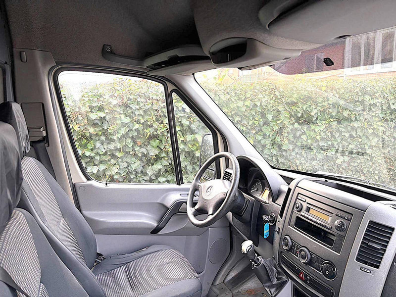 Gesloten bestelwagen Mercedes-Benz Sprinter (II) 315 CDI: afbeelding 11