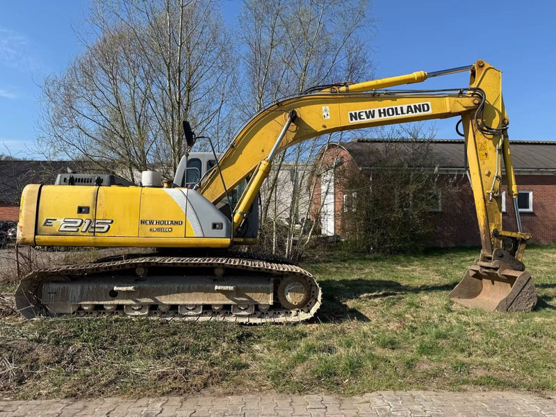 New Holland E215 - Rupsgraafmachine: afbeelding 1 New Holland E215 - Rupsgraafmachine: afbeelding 1