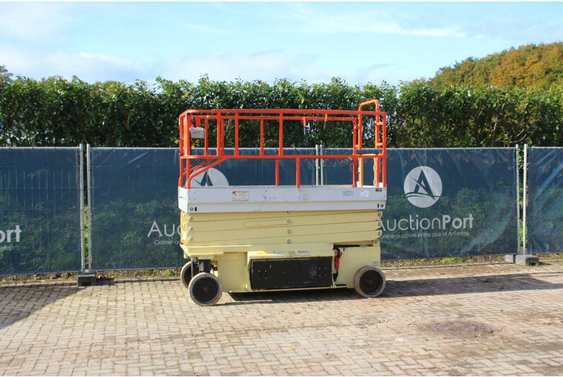 Onbekend JCPT9.5 - Schaarlift: afbeelding 1 Onbekend JCPT9.5 - Schaarlift: afbeelding 1