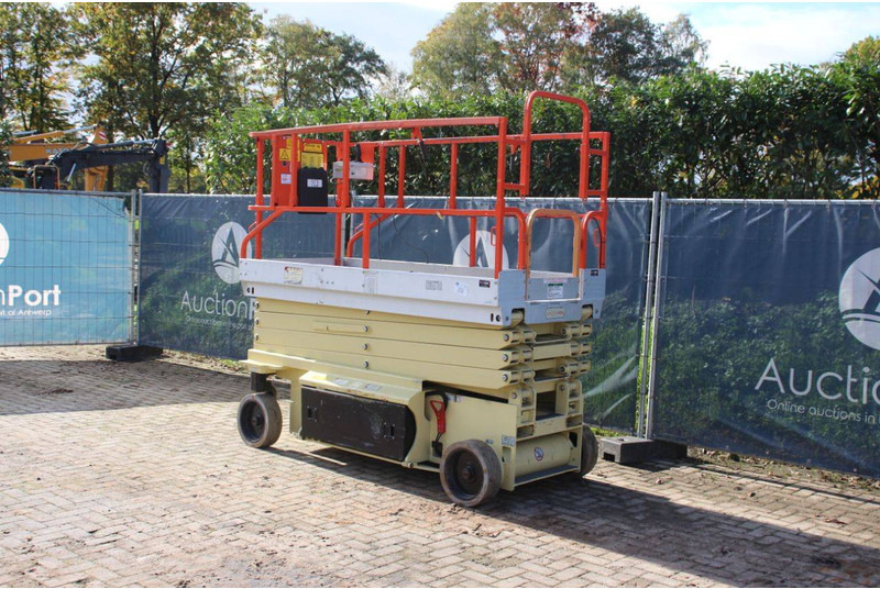 Onbekend JCPT9.5 - Schaarlift: afbeelding 3 Onbekend JCPT9.5 - Schaarlift: afbeelding 3