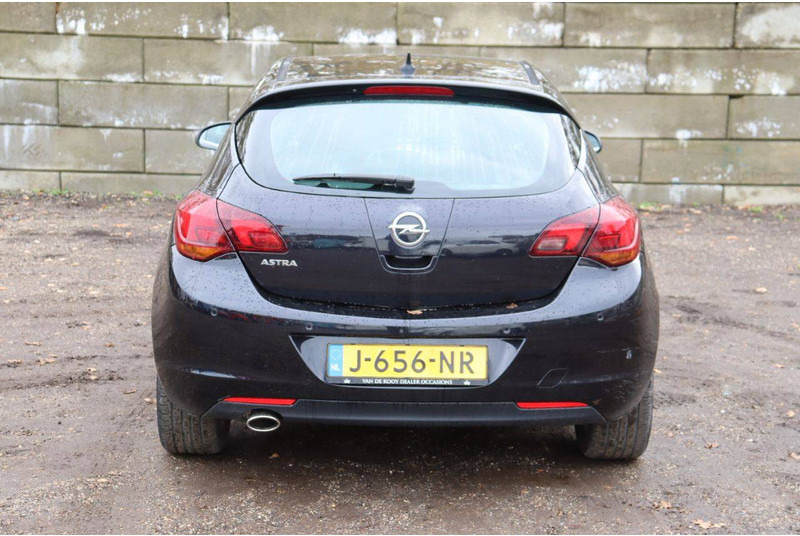 Opel Astra - Sedan: afbeelding 5 Opel Astra - Sedan: afbeelding 5