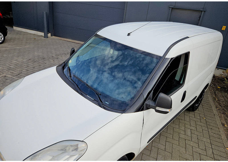 Opel Combo 1.3 CDTI - Gesloten bestelwagen: afbeelding 3 Opel Combo 1.3 CDTI - Gesloten bestelwagen: afbeelding 3