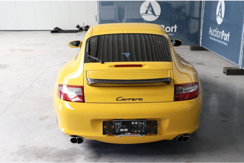 Porsche 911 996 3.4i Tiptronic - Sedan: afbeelding 5 Porsche 911 996 3.4i Tiptronic - Sedan: afbeelding 5