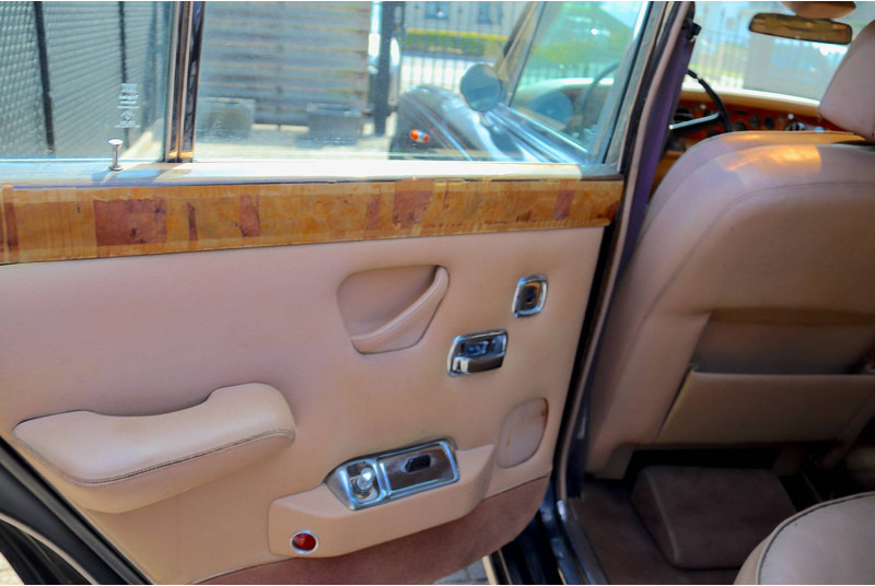 Sedan Rolls-Royce Silver Shadow II: afbeelding 18