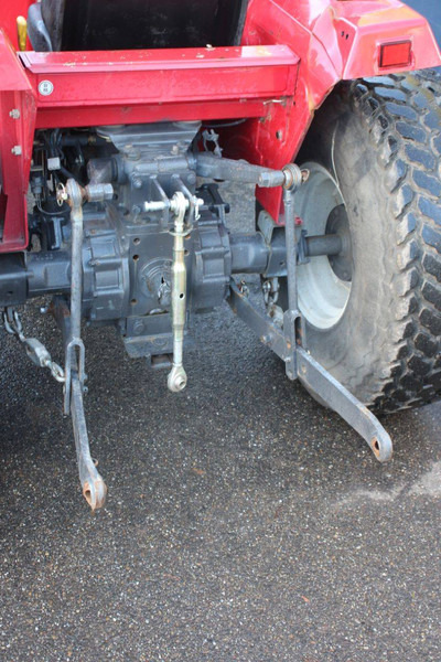 Tractor Shibaura S325 Hydrostaat: afbeelding 13 Tractor Shibaura S325 Hydrostaat: afbeelding 13