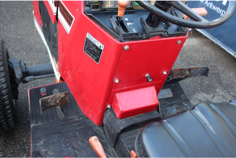 Tractor Shibaura S325 Hydrostaat: afbeelding 18 Tractor Shibaura S325 Hydrostaat: afbeelding 18