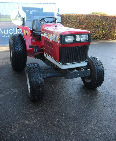 Tractor Shibaura S325 Hydrostaat: afbeelding 6 Tractor Shibaura S325 Hydrostaat: afbeelding 6