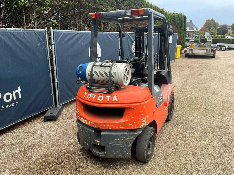 Toyota 42-7FGF25 - LPG heftruck: afbeelding 4 Toyota 42-7FGF25 - LPG heftruck: afbeelding 4