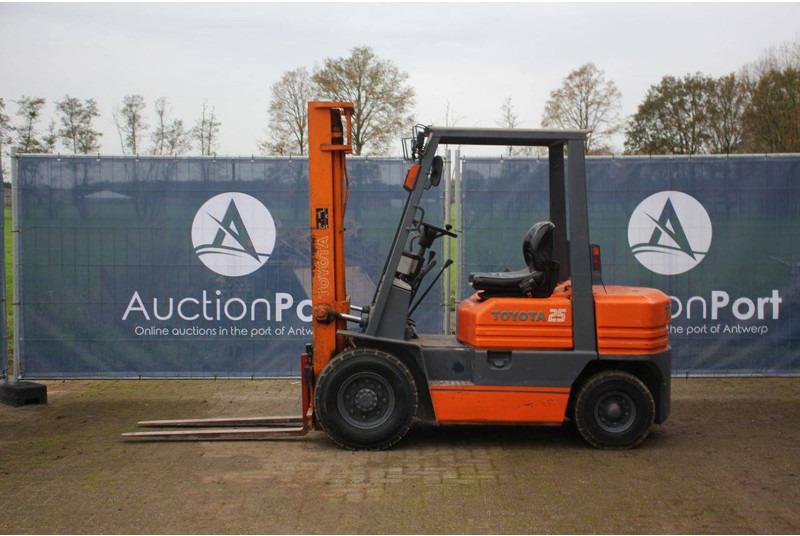Toyota 5FG25 - Heftruck: afbeelding 2 Toyota 5FG25 - Heftruck: afbeelding 2