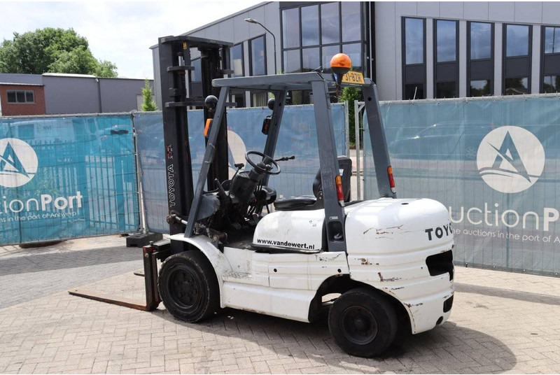 Toyota 62-6FDF30 - Diesel heftruck: afbeelding 4 Toyota 62-6FDF30 - Diesel heftruck: afbeelding 4