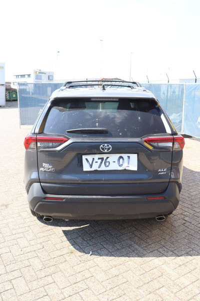 Toyota RAV4 XLE AWD - Sedan: afbeelding 5 Toyota RAV4 XLE AWD - Sedan: afbeelding 5