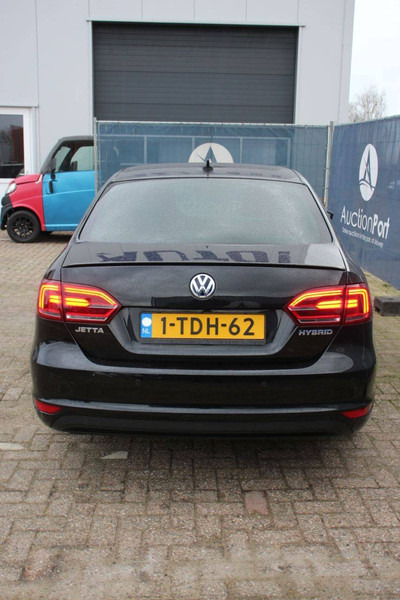 Volkswagen Jetta Hybrid - Sedan: afbeelding 4 Volkswagen Jetta Hybrid - Sedan: afbeelding 4