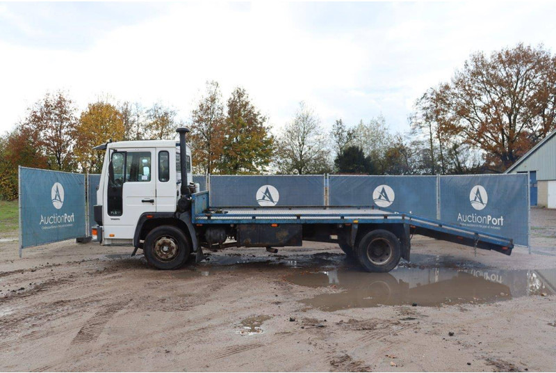 Volvo FL 613 - Vrachtwagen met open laadbak: afbeelding 2 Volvo FL 613 - Vrachtwagen met open laadbak: afbeelding 2