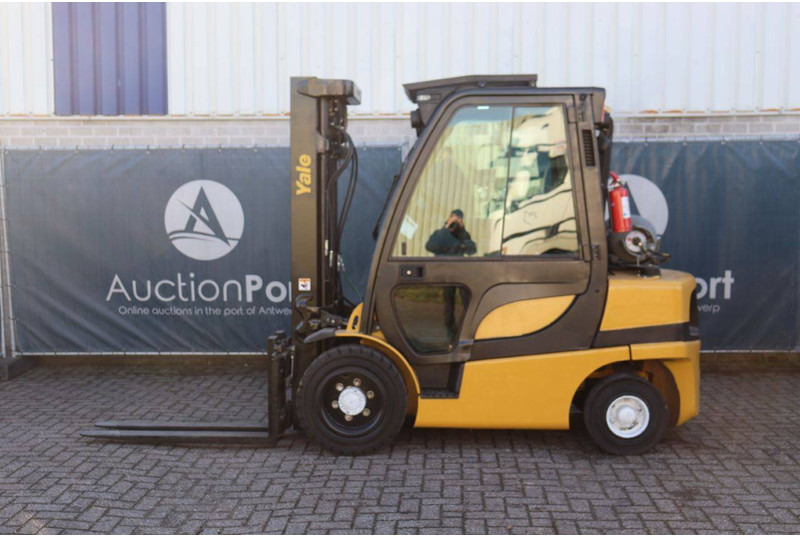 Yale GLP30VX - LPG heftruck: afbeelding 2 Yale GLP30VX - LPG heftruck: afbeelding 2
