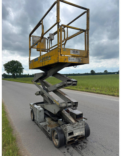 Custers 2033 ES - Schaarlift: afbeelding 3 Custers 2033 ES - Schaarlift: afbeelding 3