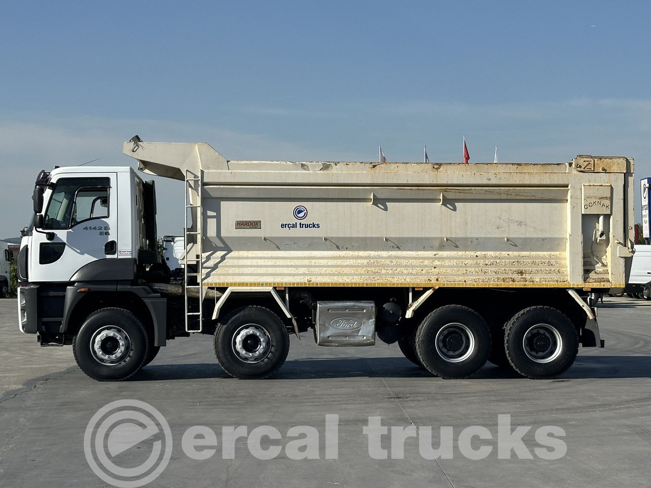 FORD 2018 FORD 4142 /MANUAL-AC-EURO6-8X4 HARDOX TIPPER - Kipper vrachtwagen: afbeelding 5 FORD 2018 FORD 4142 /MANUAL-AC-EURO6-8X4 HARDOX TIPPER - Kipper vrachtwagen: afbeelding 5