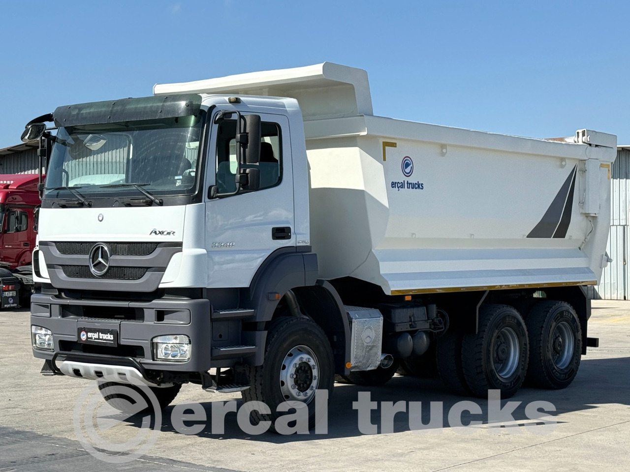 MERCEDES-BENZ 2015 AXOR 3340/MANUAL-AC-6X4-EURO5-HARDOX TIPPER * - Kipper vrachtwagen: afbeelding 1 MERCEDES-BENZ 2015 AXOR 3340/MANUAL-AC-6X4-EURO5-HARDOX TIPPER * - Kipper vrachtwagen: afbeelding 1