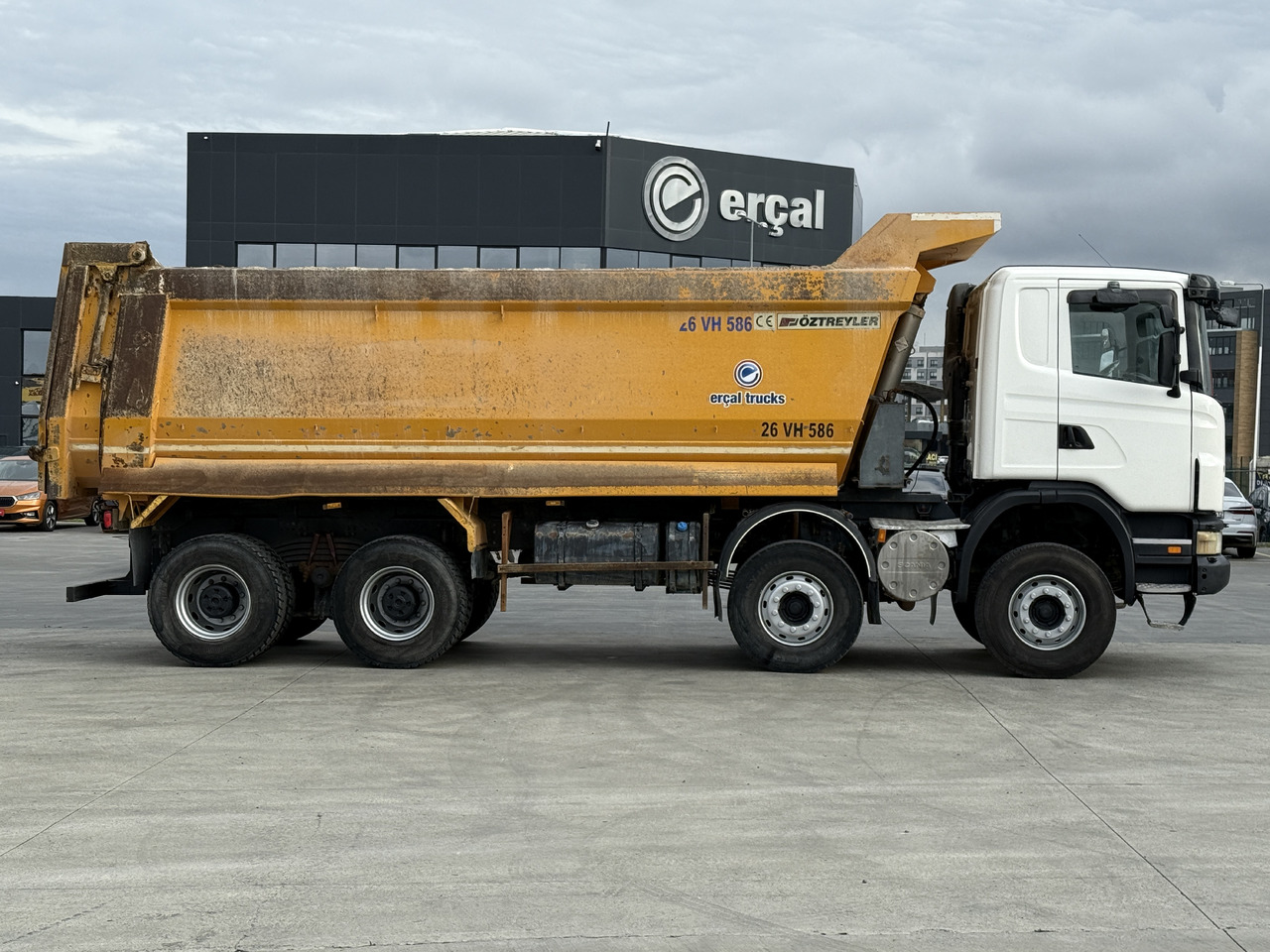 SCANIA 2012 G420/MANUAL-8X4-EURO5-HARDOX TIPPER 11 PCS - Kipper vrachtwagen: afbeelding 4 SCANIA 2012 G420/MANUAL-8X4-EURO5-HARDOX TIPPER 11 PCS - Kipper vrachtwagen: afbeelding 4