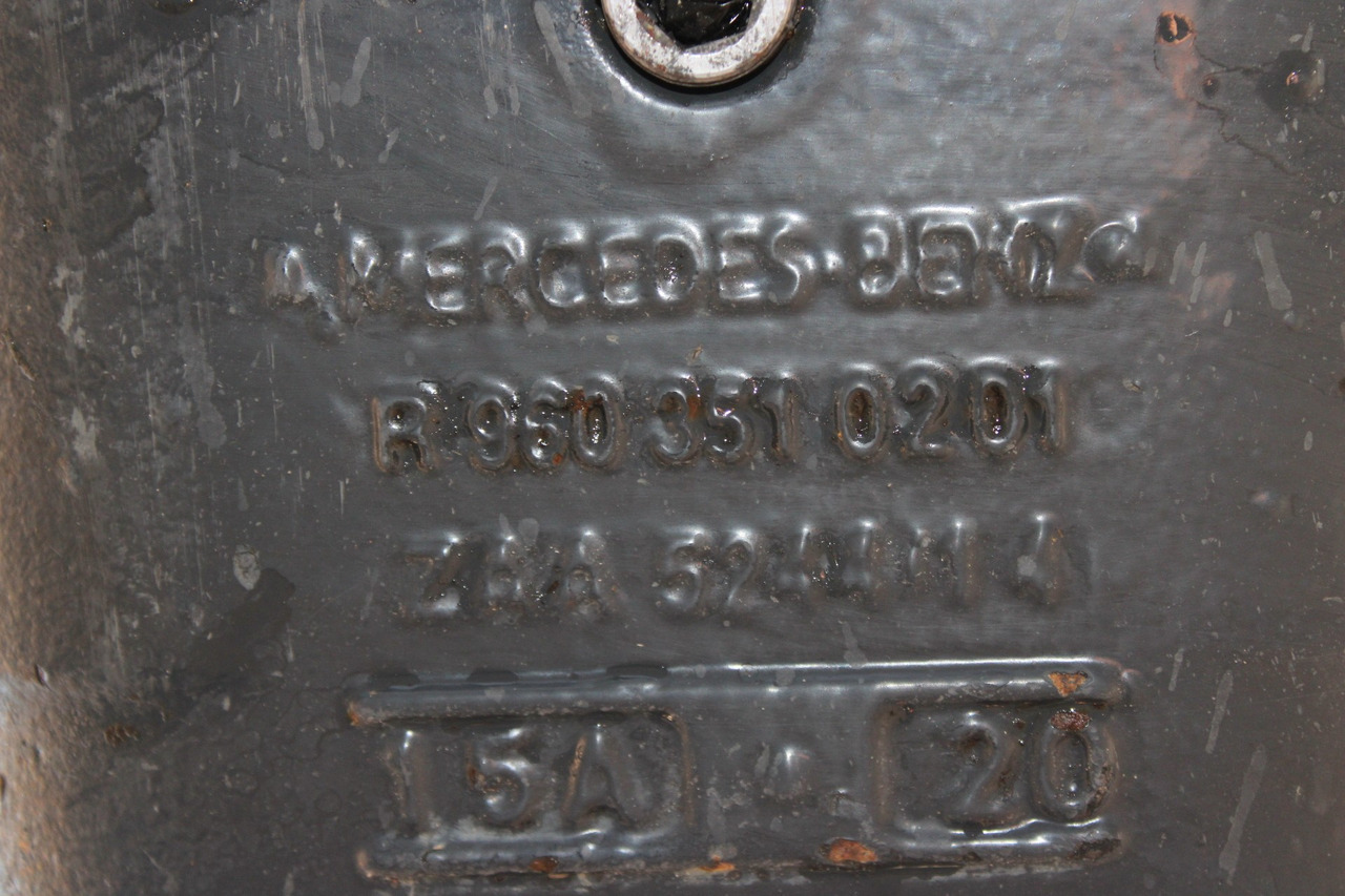 AXA SPATE MERCEDES ACTROS MP4 MP5 A9603510201 - Achterass voor Vrachtwagen: afbeelding 2 AXA SPATE MERCEDES ACTROS MP4 MP5 A9603510201 - Achterass voor Vrachtwagen: afbeelding 2