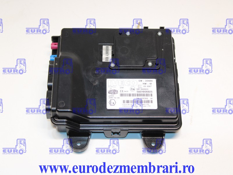 CALCULATOR MODUL COMFORT IVECO STRALIS 5801906925 - ECU voor Vrachtwagen: afbeelding 1 CALCULATOR MODUL COMFORT IVECO STRALIS 5801906925 - ECU voor Vrachtwagen: afbeelding 1