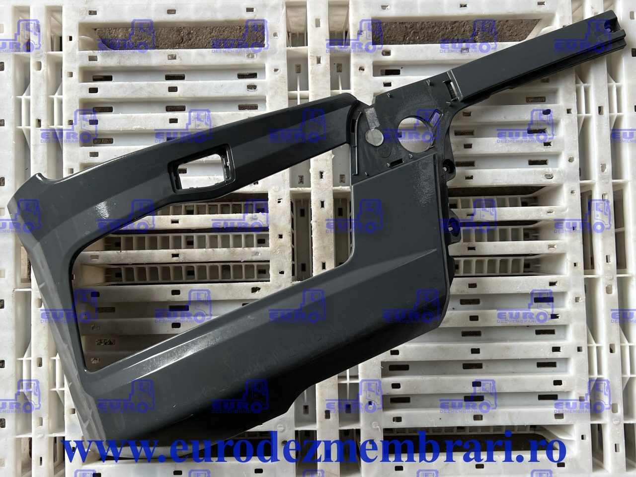 CARCASA FAR STANGA MAN TGX TG3 81.41610.5855 - Carrosserie en exterieur voor Vrachtwagen: afbeelding 1 CARCASA FAR STANGA MAN TGX TG3 81.41610.5855 - Carrosserie en exterieur voor Vrachtwagen: afbeelding 1